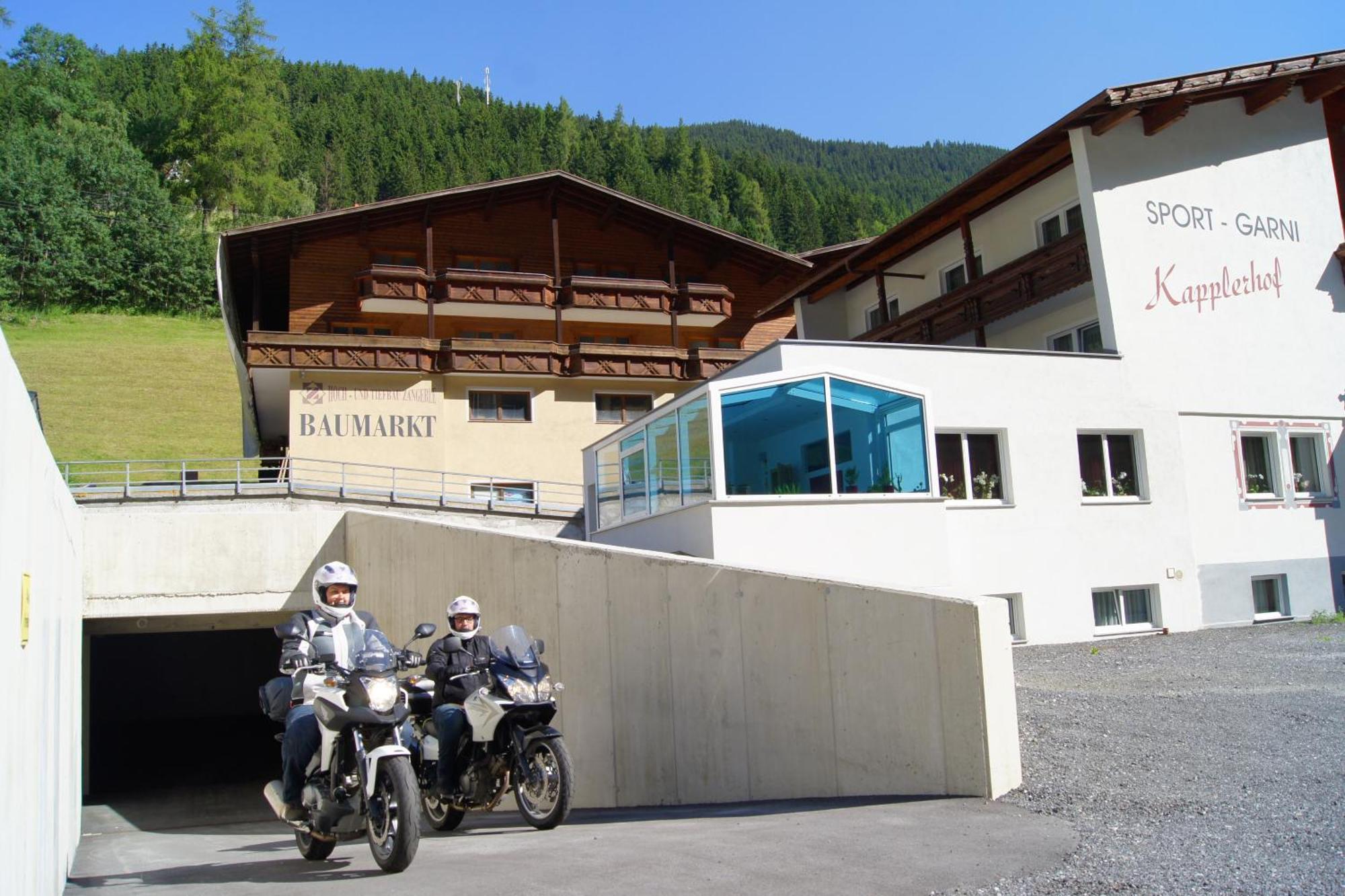 ホテル Sport Garni Kapplerhof - Ischgl/Kappl カップル エクステリア 写真